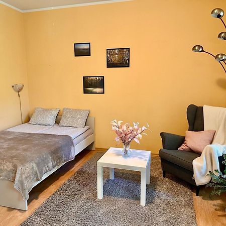 Center Of City Apartments, Bus Station 1Min, Airport 5 Min Tallinn Eksteriør billede